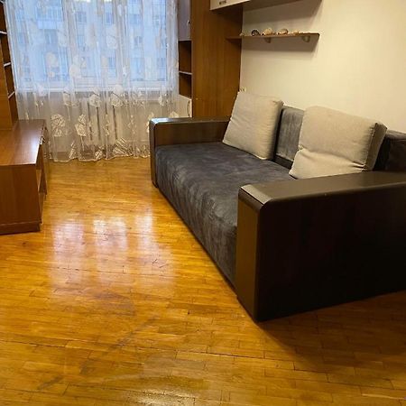 Apartment Next To Metro Station Pechersk Київ Екстер'єр фото